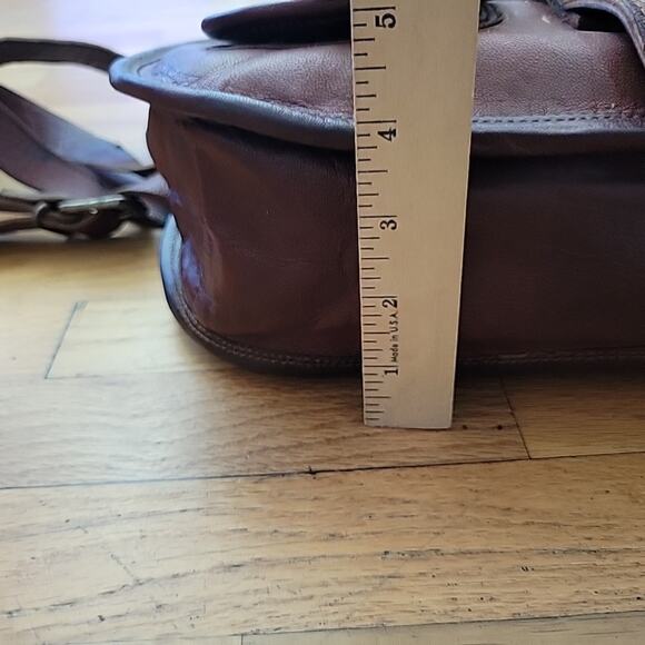 Vintage Distressed Brown Genuine Leather Crossbody Saddlebag Boho Hippie Western - Picture 9 of 11